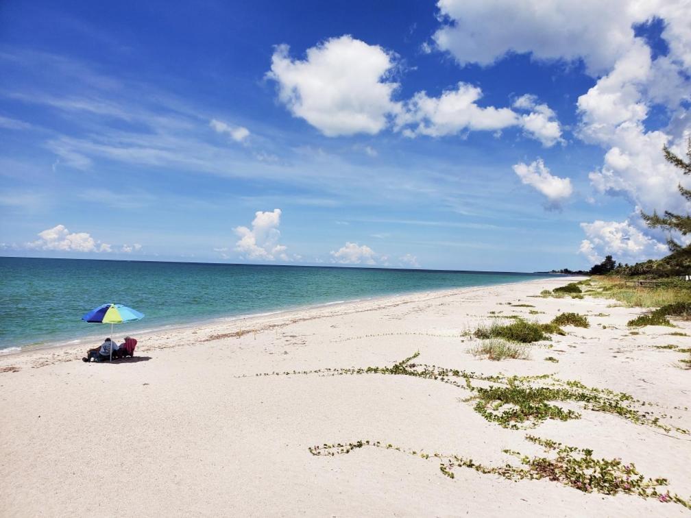 Pearl Beach Inn 엥글우드 외부 사진