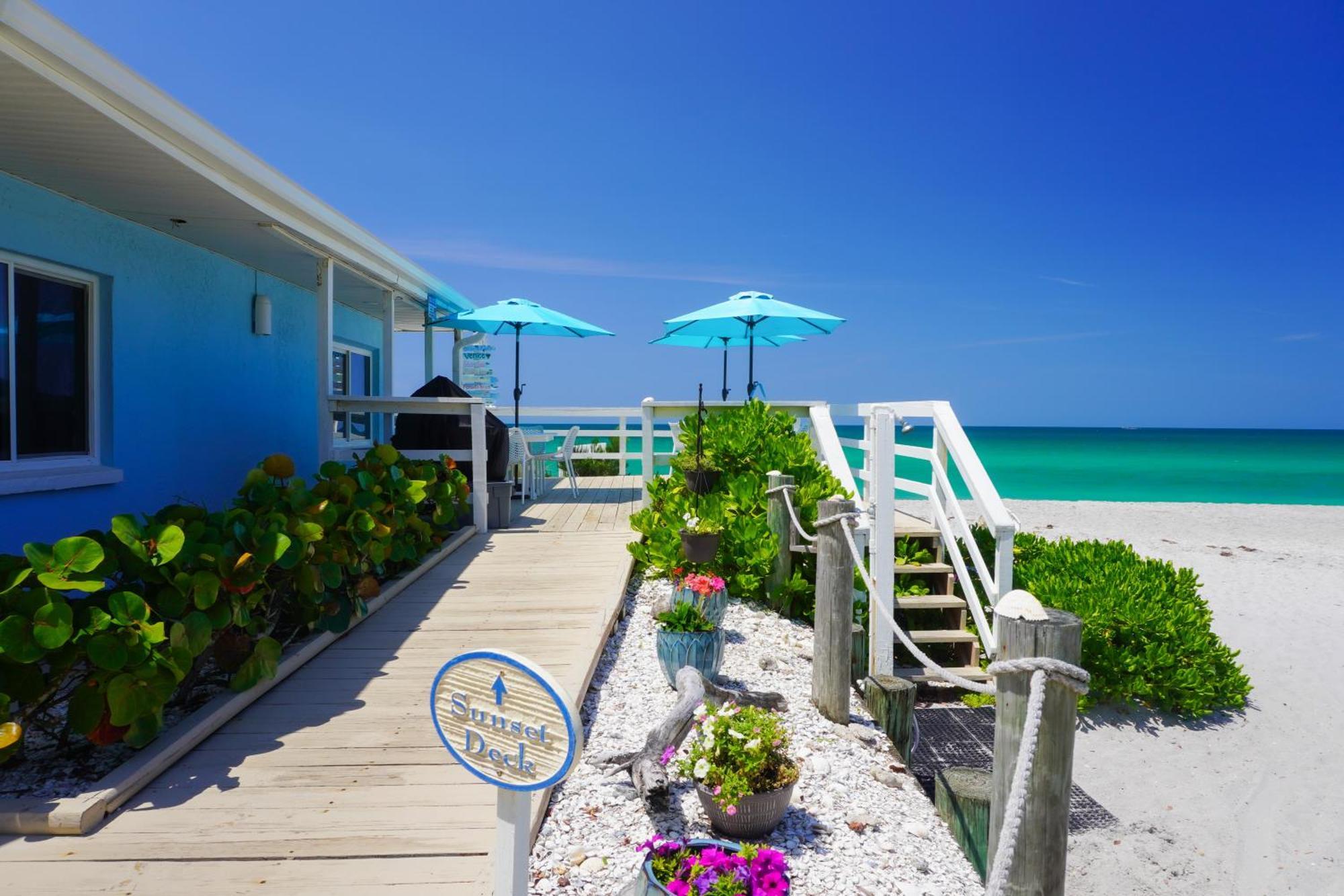 Pearl Beach Inn 엥글우드 외부 사진